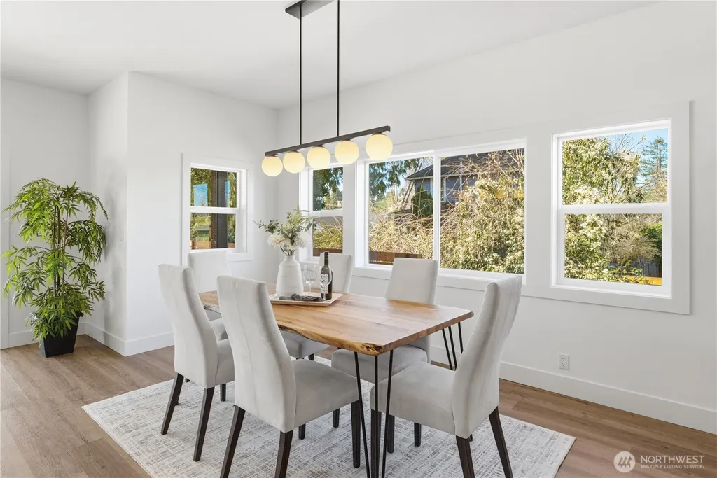 6115 S Cooper Street Seattle WA 98178