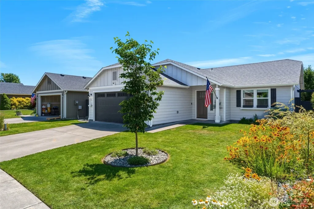 1251 SW Greeley Street College Place WA 99324