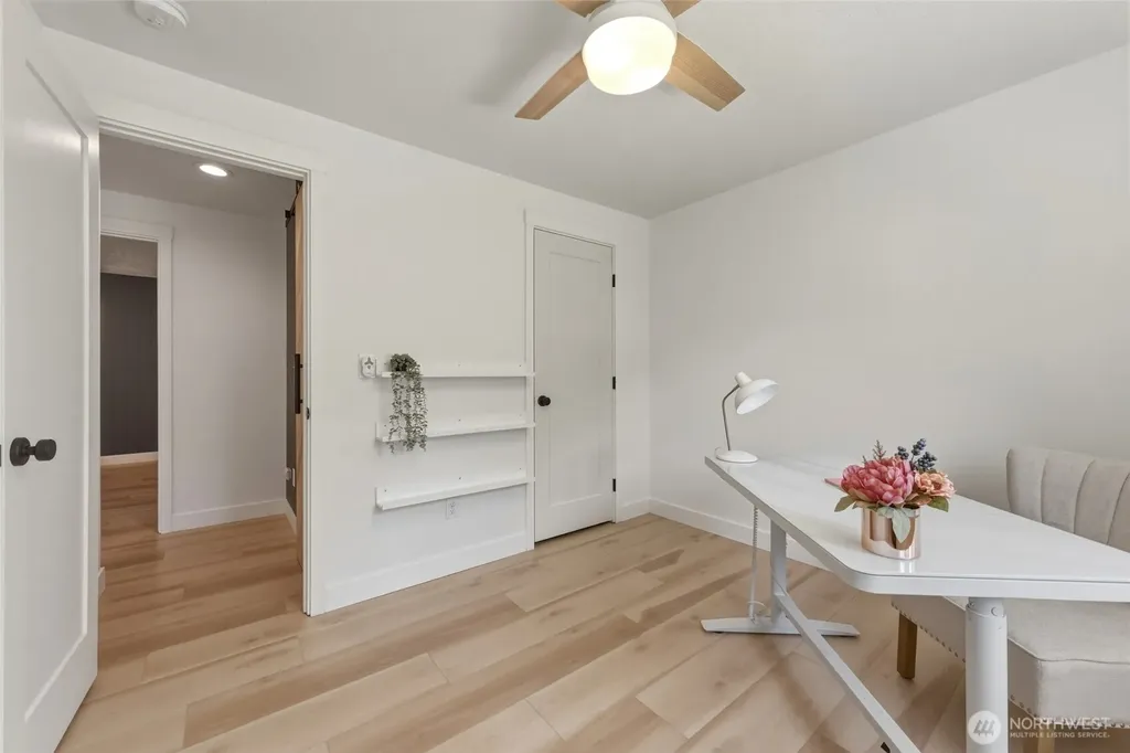 1251 SW Greeley Street College Place WA 99324