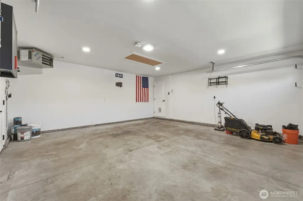 1251 SW Greeley Street College Place WA 99324
