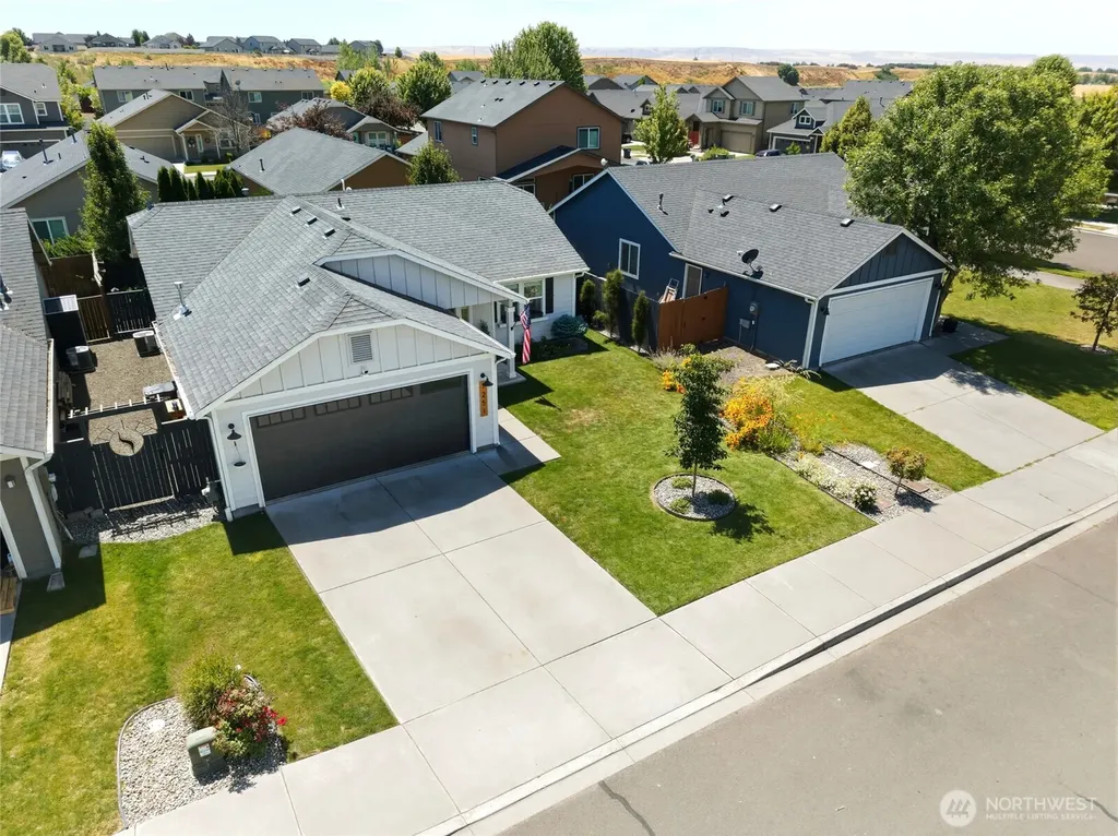 1251 SW Greeley Street College Place WA 99324