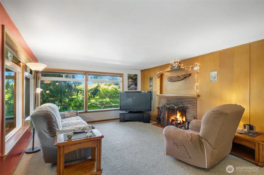 19005 104th Avenue NE Bothell WA 98011
