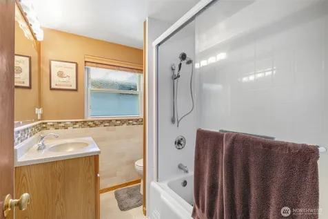 19005 104th Avenue NE Bothell WA 98011