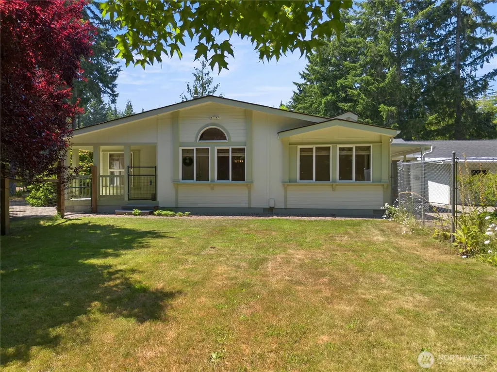 591 E Catfish Lake Road Shelton WA 98584