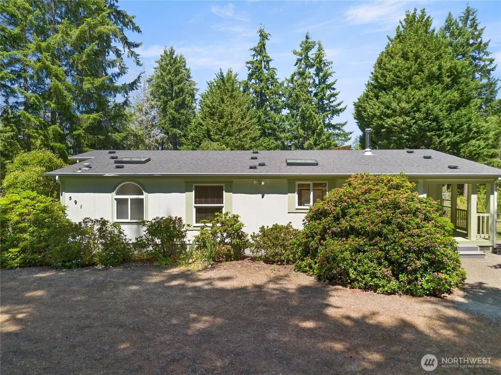 591 E Catfish Lake Road Shelton WA 98584