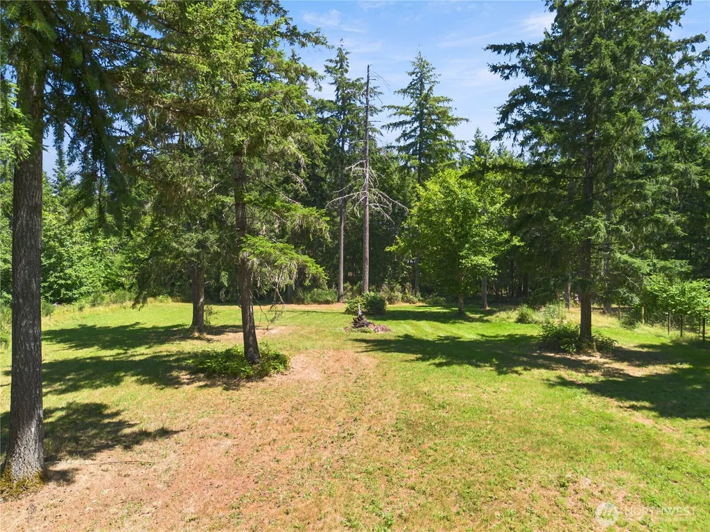 591 E Catfish Lake Road Shelton WA 98584
