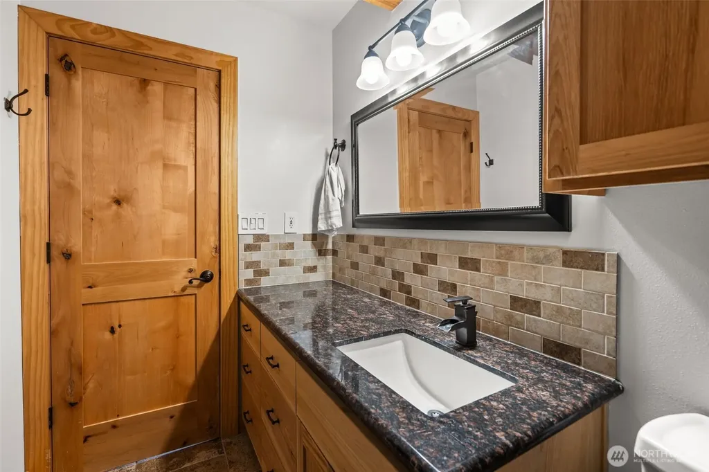6577 NW Northridge Lane Bremerton WA 98312