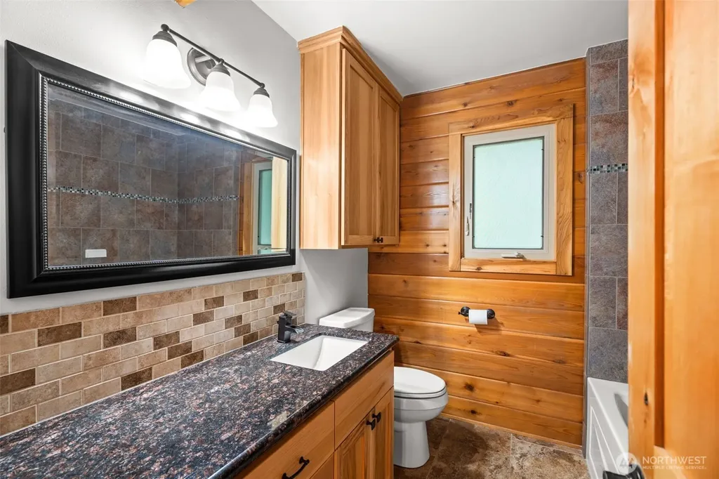 6577 NW Northridge Lane Bremerton WA 98312