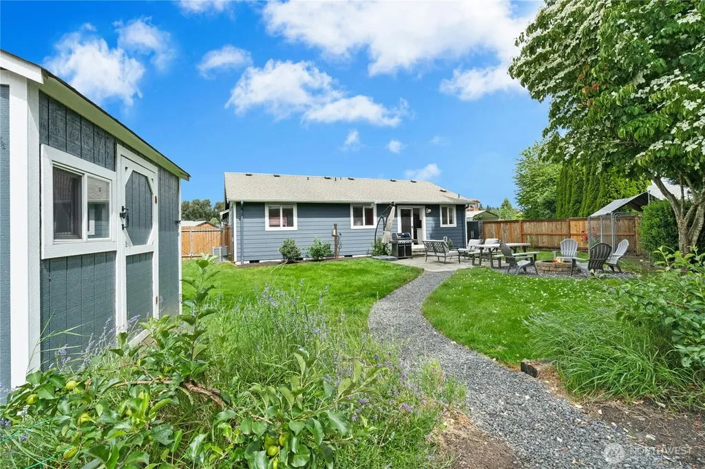 13813 52nd Avenue NE Marysville WA 98271