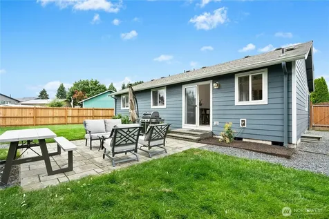 13813 52nd Avenue NE Marysville WA 98271