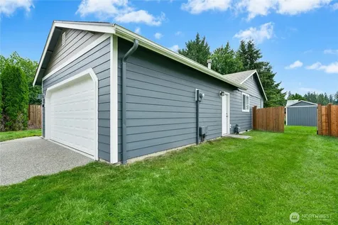 13813 52nd Avenue NE Marysville WA 98271