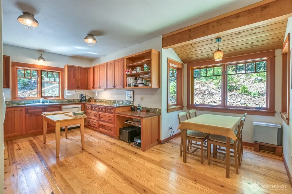 230 Serendipity Lane Orcas Island WA 98243