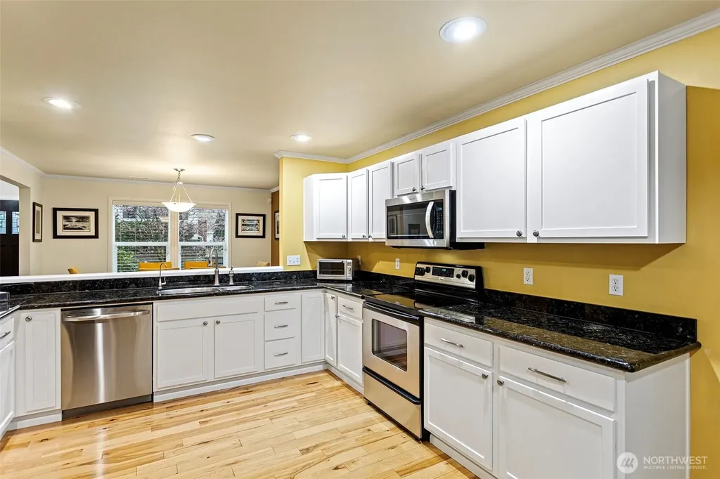 36726 SE Gravenstein Court Snoqualmie WA 98065
