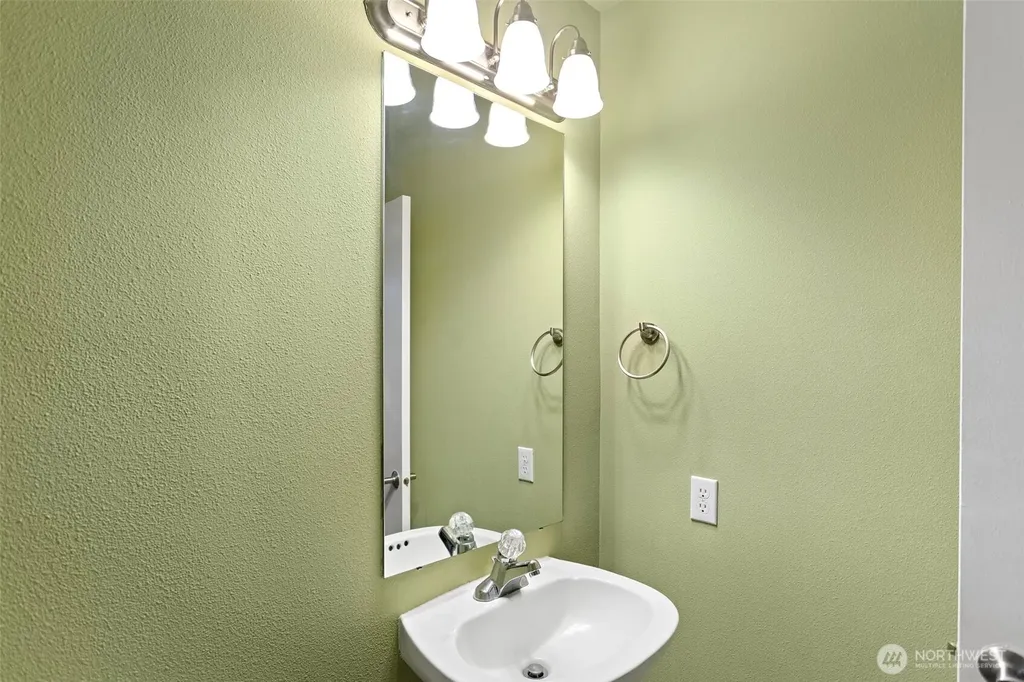 36726 SE Gravenstein Court Snoqualmie WA 98065