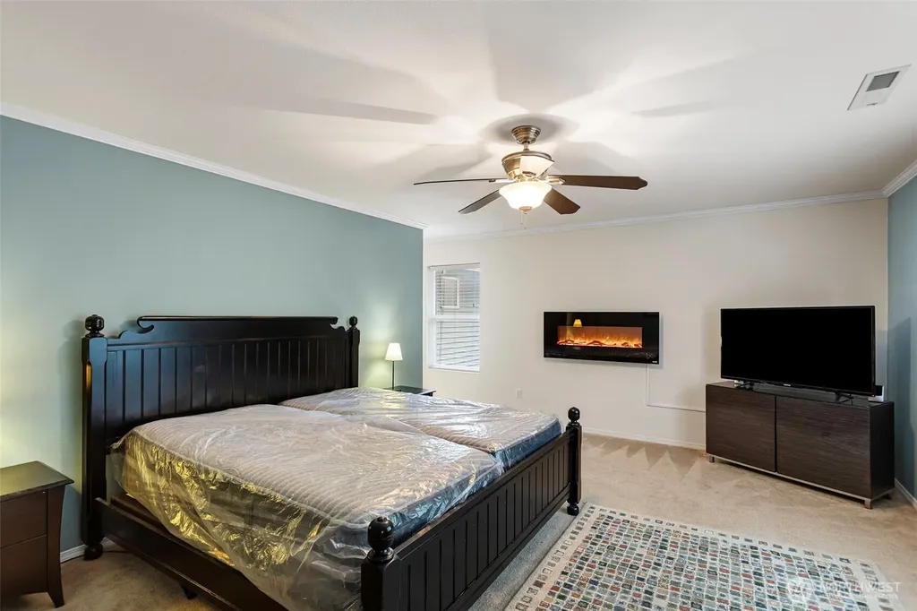 36726 SE Gravenstein Court Snoqualmie WA 98065