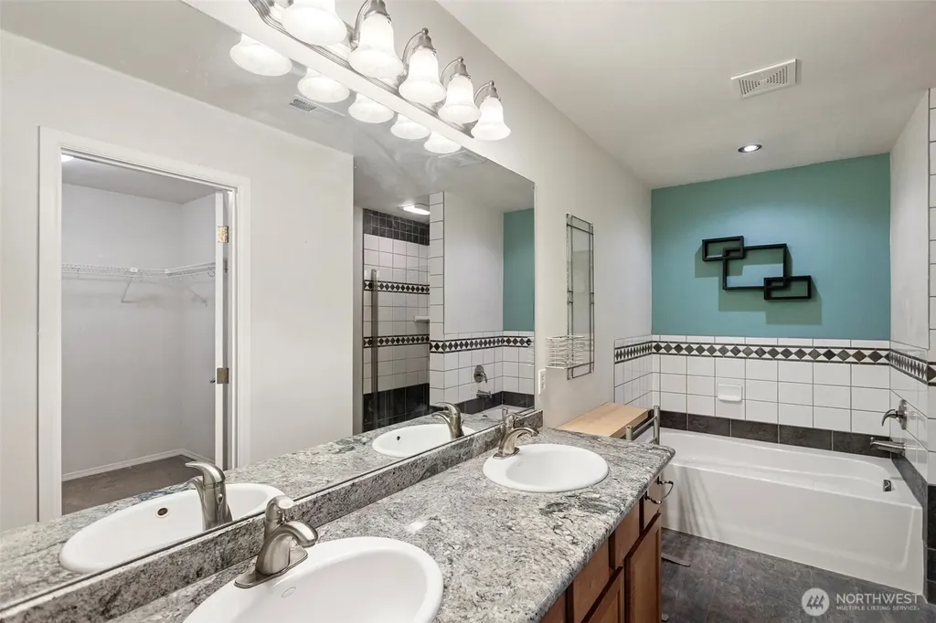 36726 SE Gravenstein Court Snoqualmie WA 98065