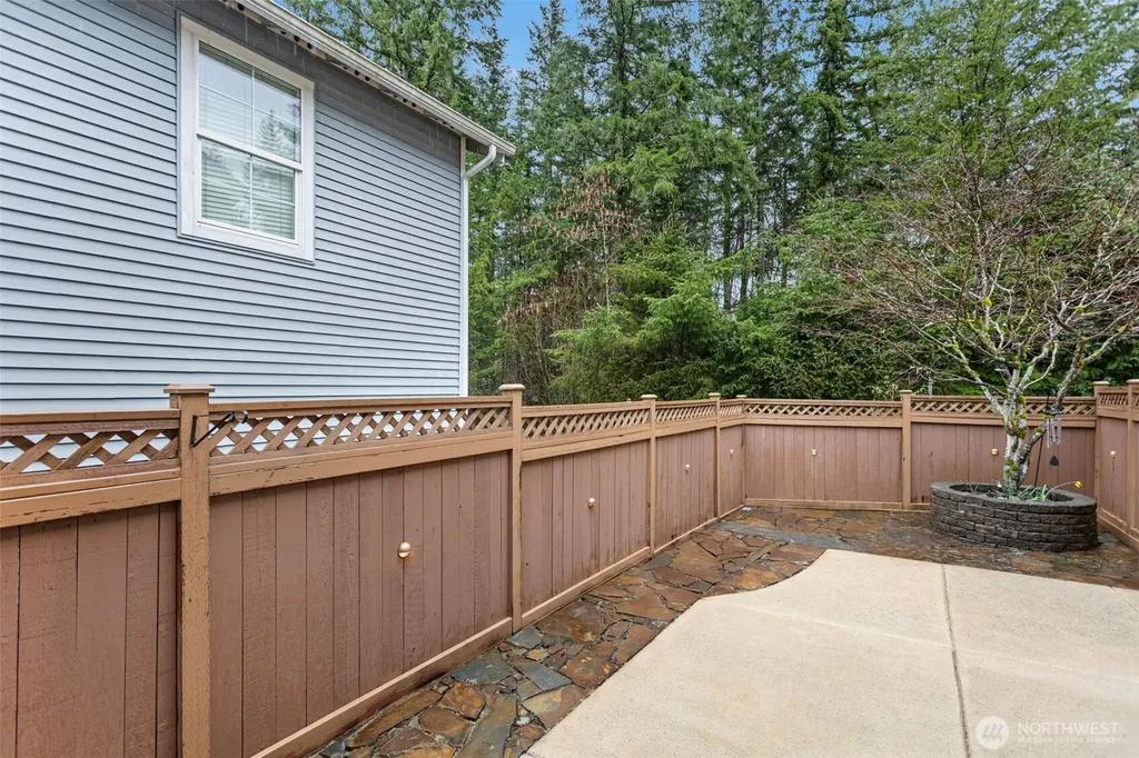 36726 SE Gravenstein Court Snoqualmie WA 98065