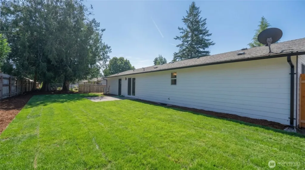 1101 Tule Lake Road S Tacoma WA 98444