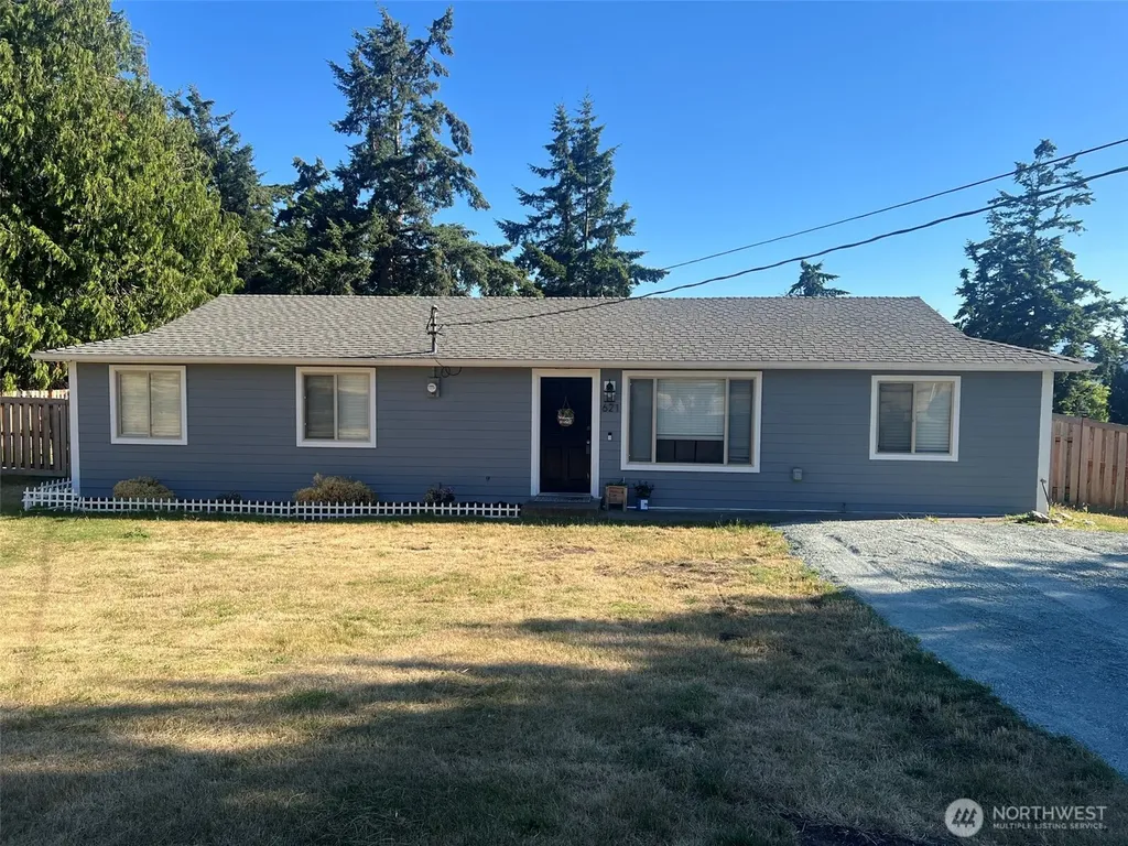 621 Crockett Lake Drive Coupeville WA 98239