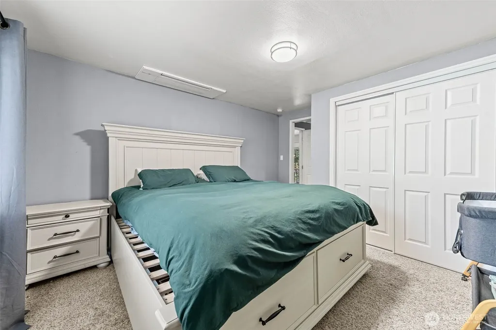 621 Crockett Lake Drive Coupeville WA 98239