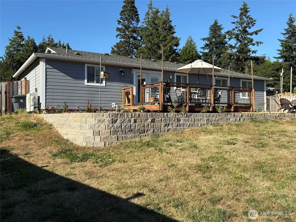 621 Crockett Lake Drive Coupeville WA 98239