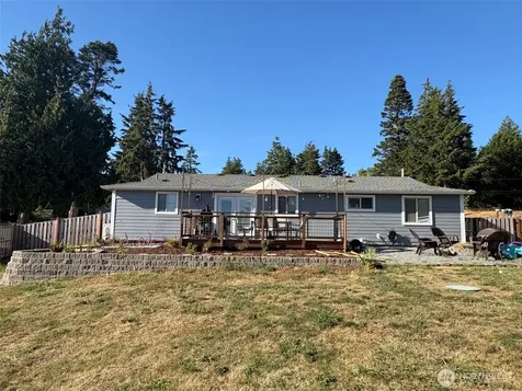 621 Crockett Lake Drive Coupeville WA 98239
