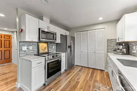 621 Crockett Lake Drive Coupeville WA 98239