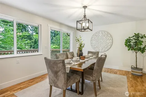 15513 Palatine Lane N Shoreline WA 98133