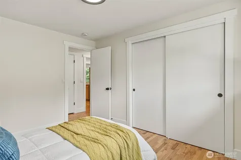 15513 Palatine Lane N Shoreline WA 98133