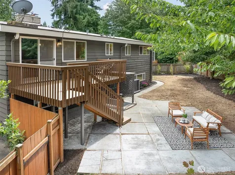 15513 Palatine Lane N Shoreline WA 98133