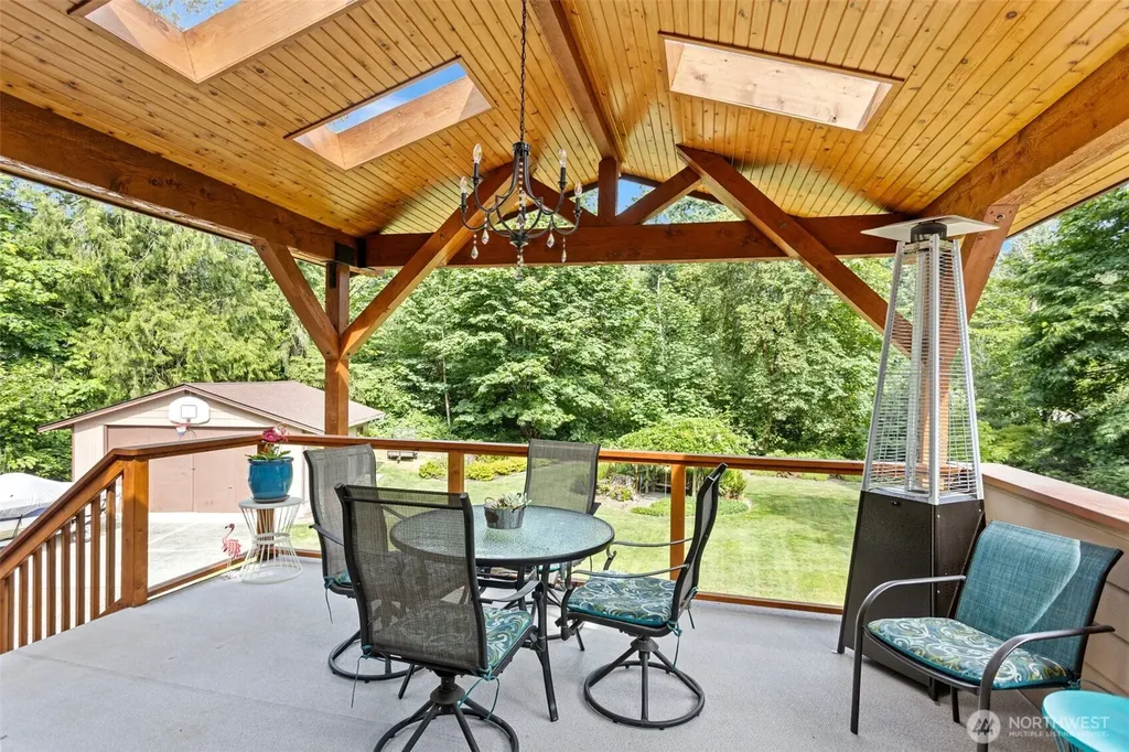 17729 S Tapps Drive E Lake Tapps WA 98391