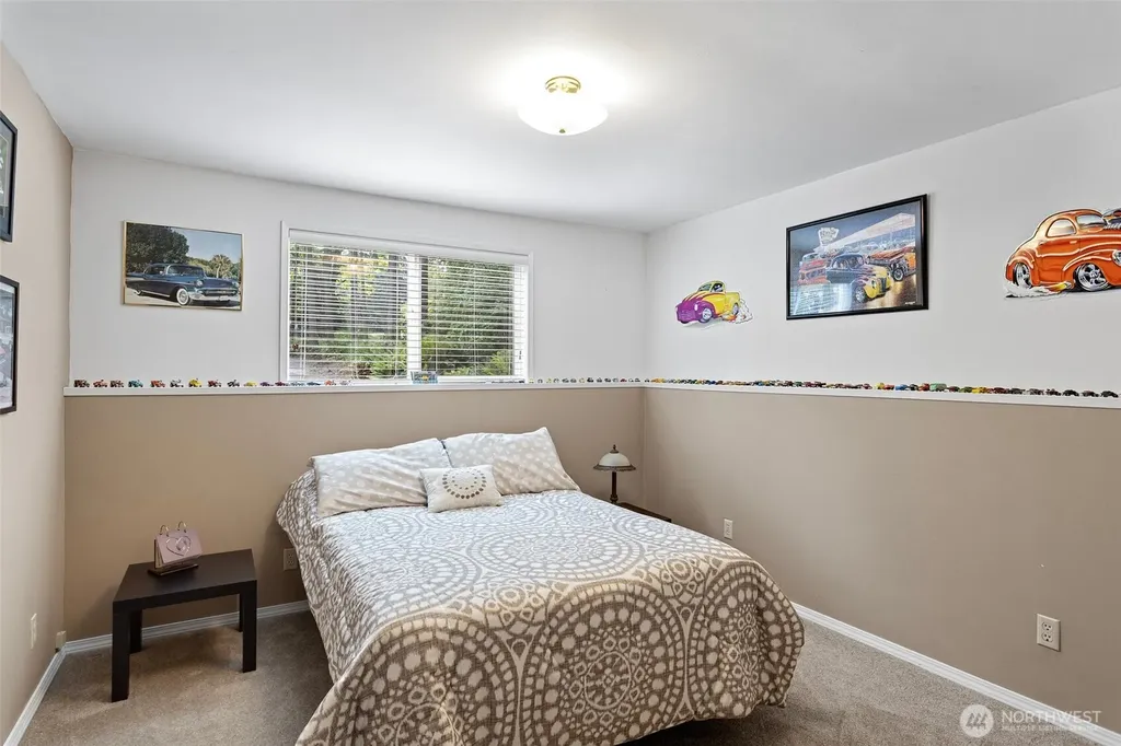 17729 S Tapps Drive E Lake Tapps WA 98391