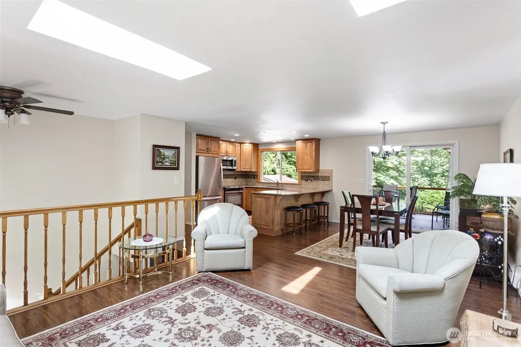 17729 S Tapps Drive E Lake Tapps WA 98391