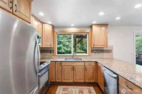 17729 S Tapps Drive E Lake Tapps WA 98391