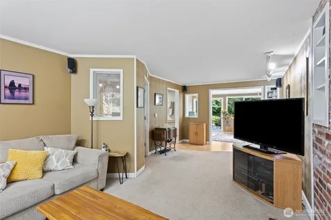 17729 S Tapps Drive E Lake Tapps WA 98391