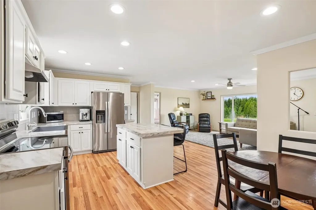 818 Kool Road Kelso WA 98626