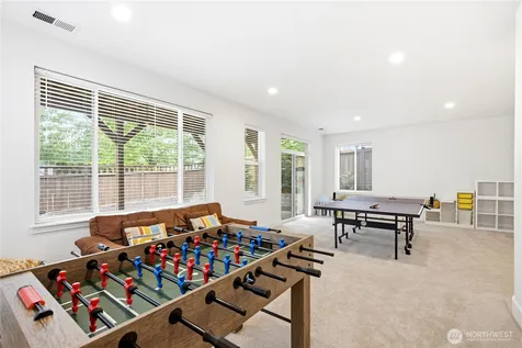 1488 243rd Place NE Sammamish WA 98074