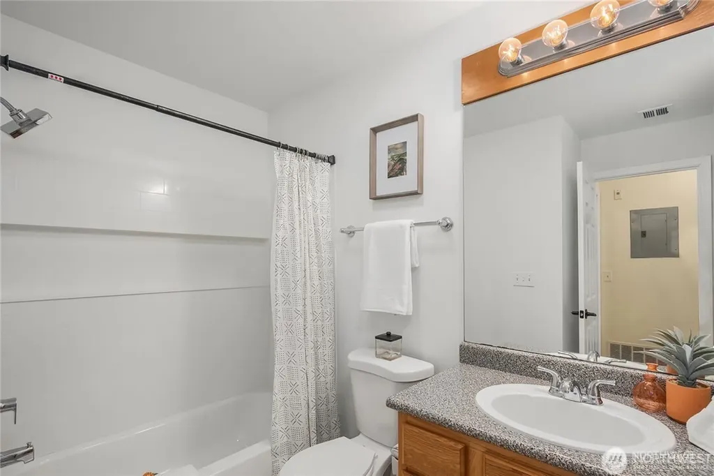 12406 SE 31st Street Bellevue WA 98005