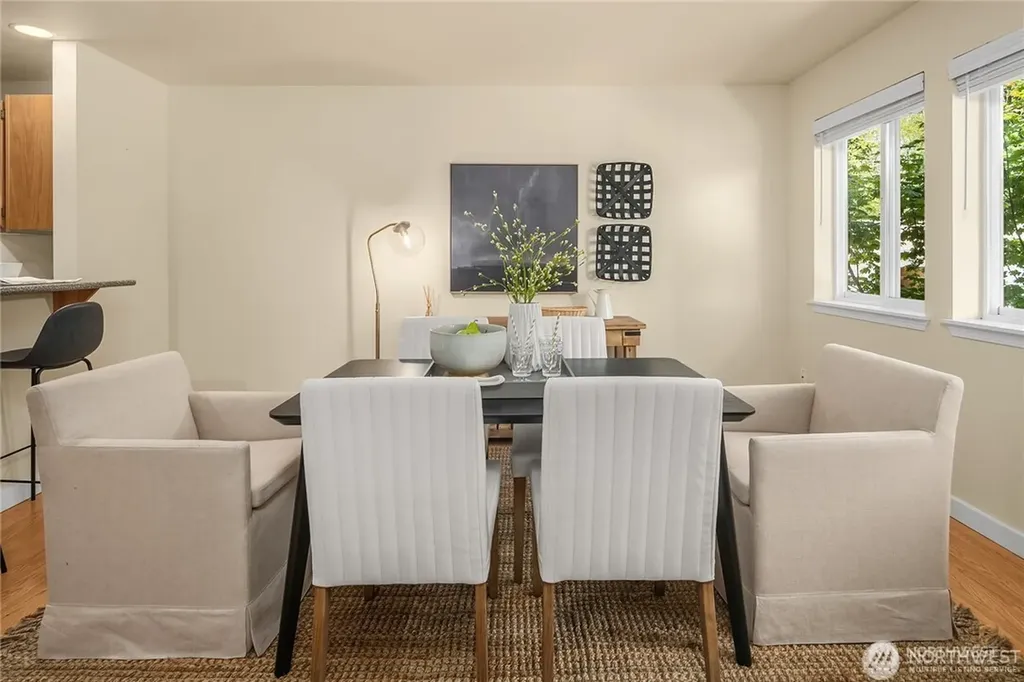 12406 SE 31st Street Bellevue WA 98005