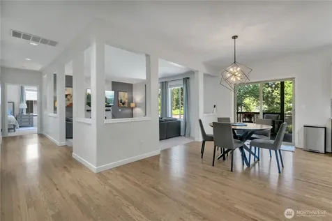 35826 9th Avenue SW Federal Way WA 98023