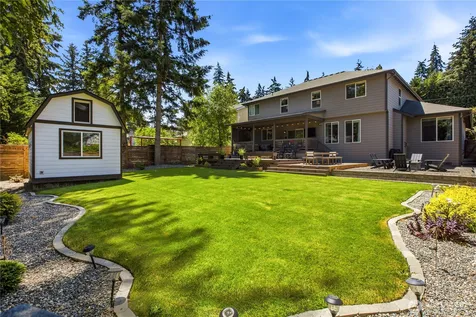 35826 9th Avenue SW Federal Way WA 98023