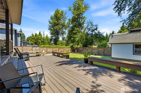 35826 9th Avenue SW Federal Way WA 98023