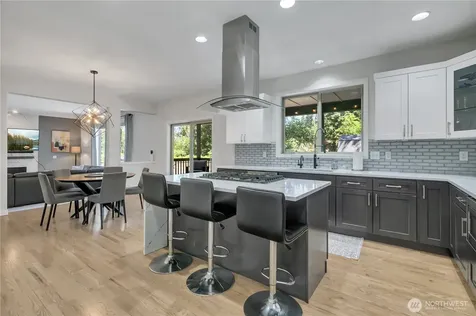 35826 9th Avenue SW Federal Way WA 98023