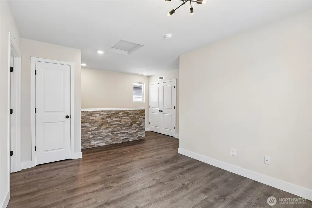 922 NW 175th Way Ridgefield WA 98642