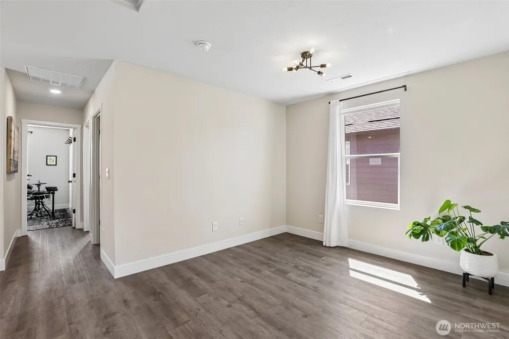 922 NW 175th Way Ridgefield WA 98642
