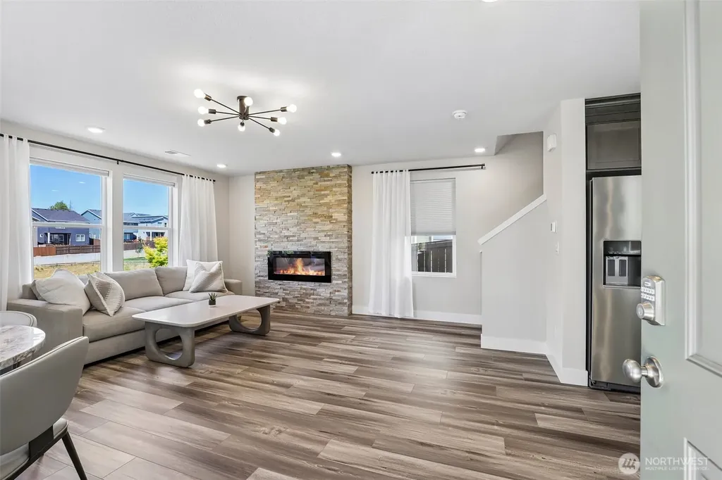 922 NW 175th Way Ridgefield WA 98642