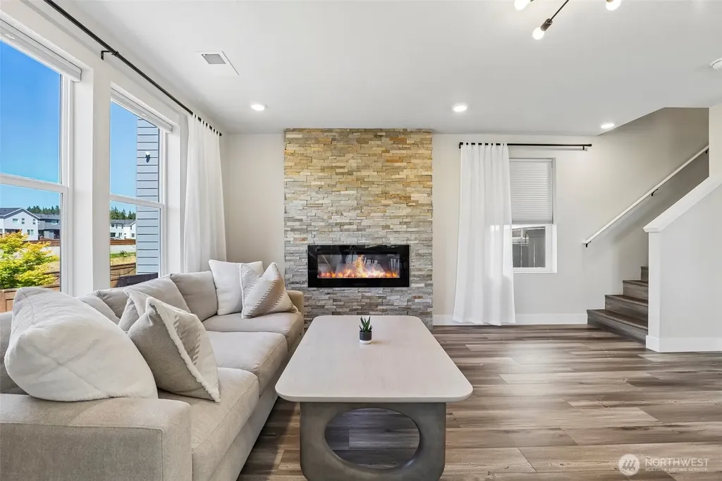 922 NW 175th Way Ridgefield WA 98642