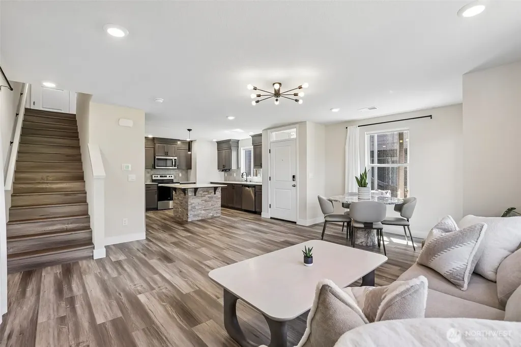 922 NW 175th Way Ridgefield WA 98642