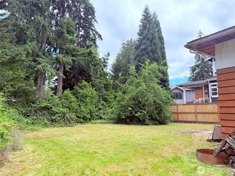 1520 102nd Avenue NE Bellevue WA 98004
