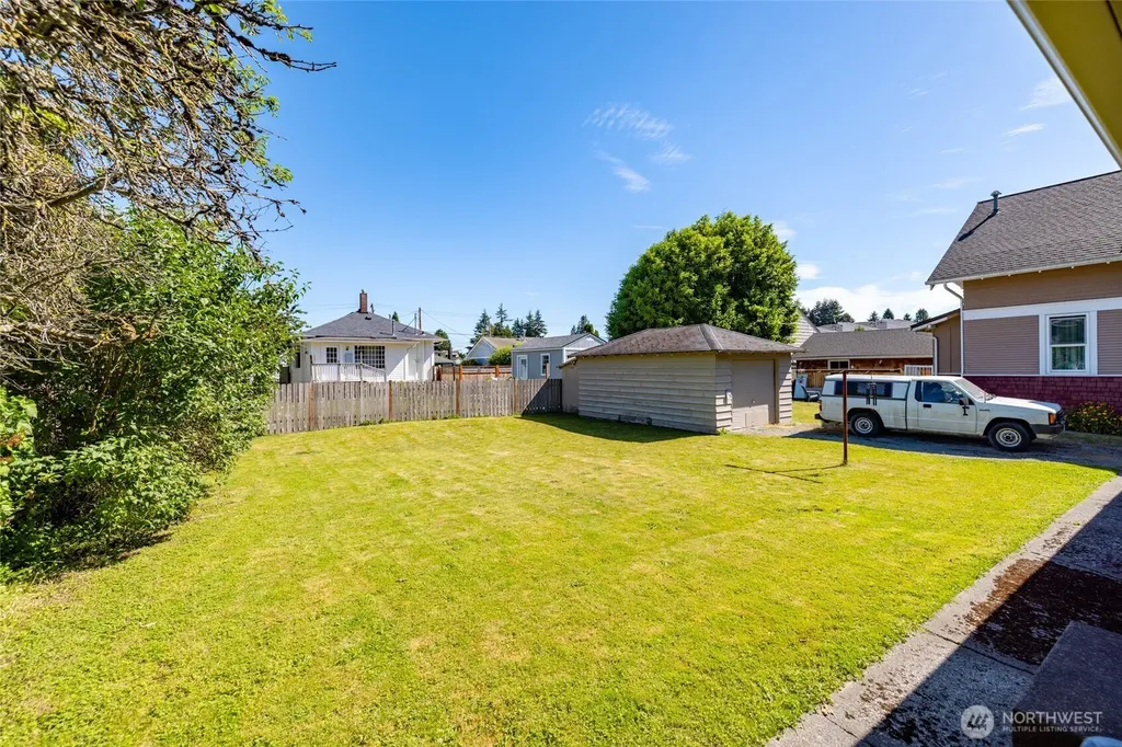 1019 Washington Avenue Burlington WA 98233